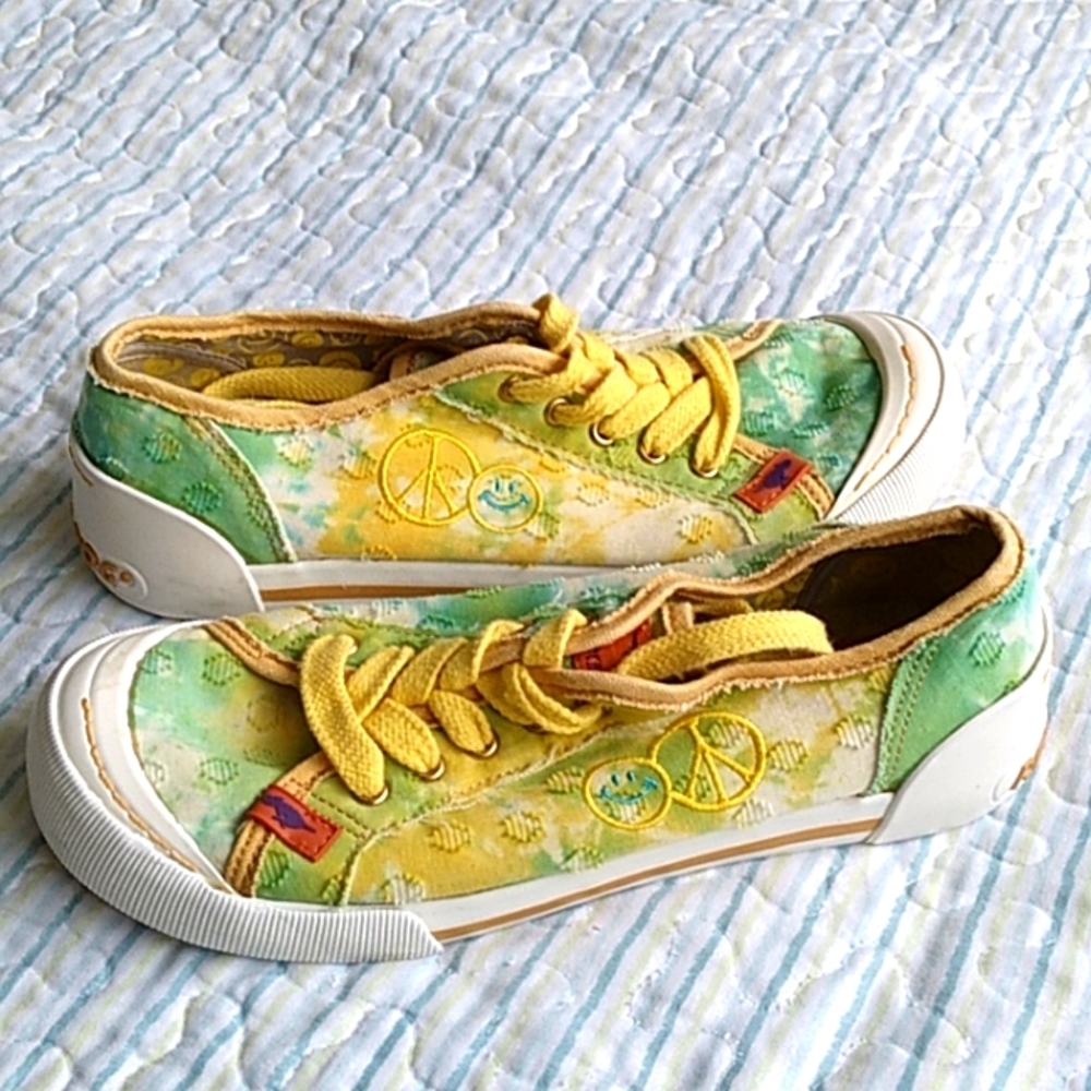 RocketDog Peace sneakers women 7.5